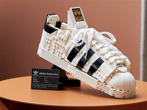 lego adidas schuh klein|LEGO® adidas Originals Superstar .